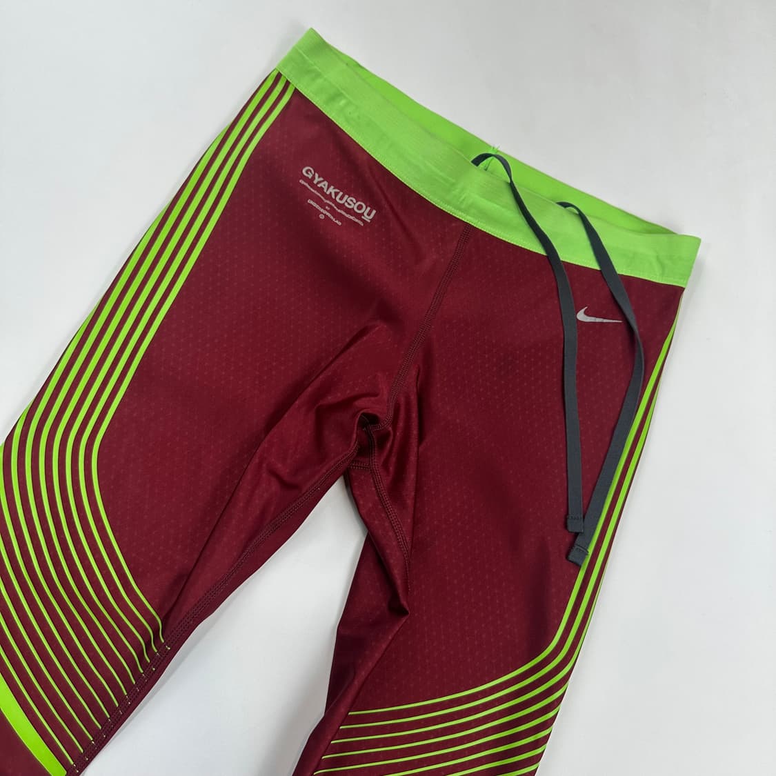 나이키 x 언더커버 갸쿠소우 러닝 레깅스 상품이미지2