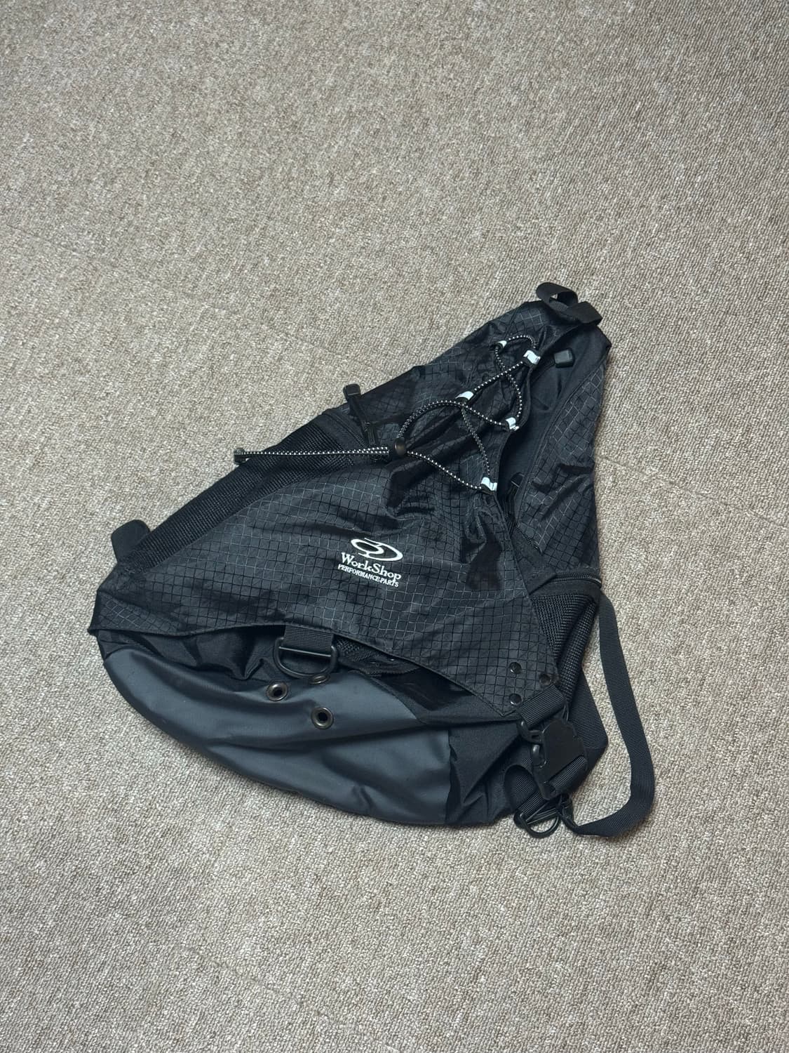 트래블 슬링백 상품이미지1