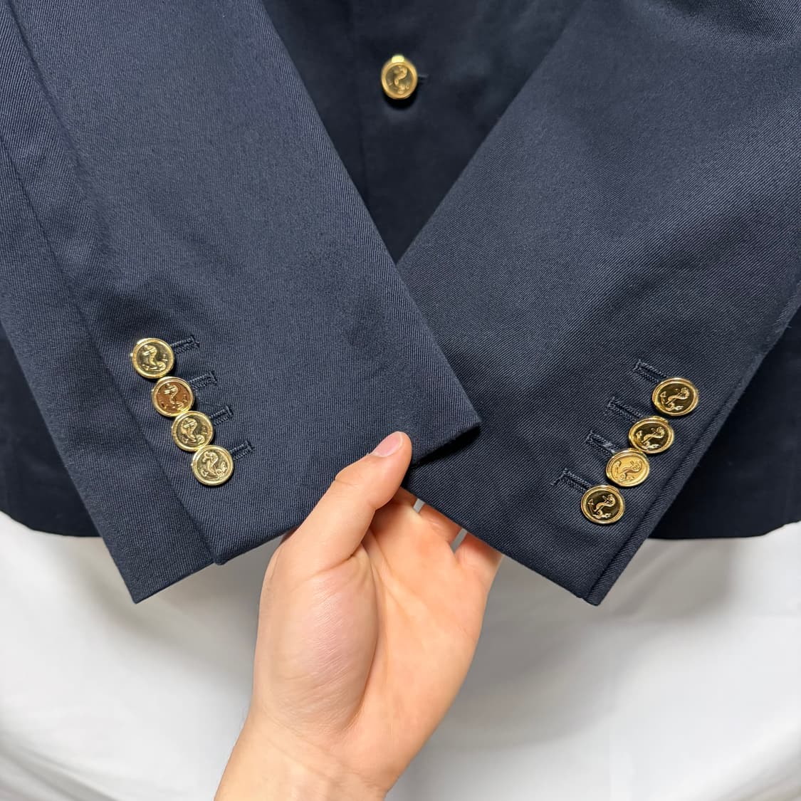 [S+급/4] 톰브라운 암밴드 금장 블레이저 자켓 정장 네이비 상품이미지7