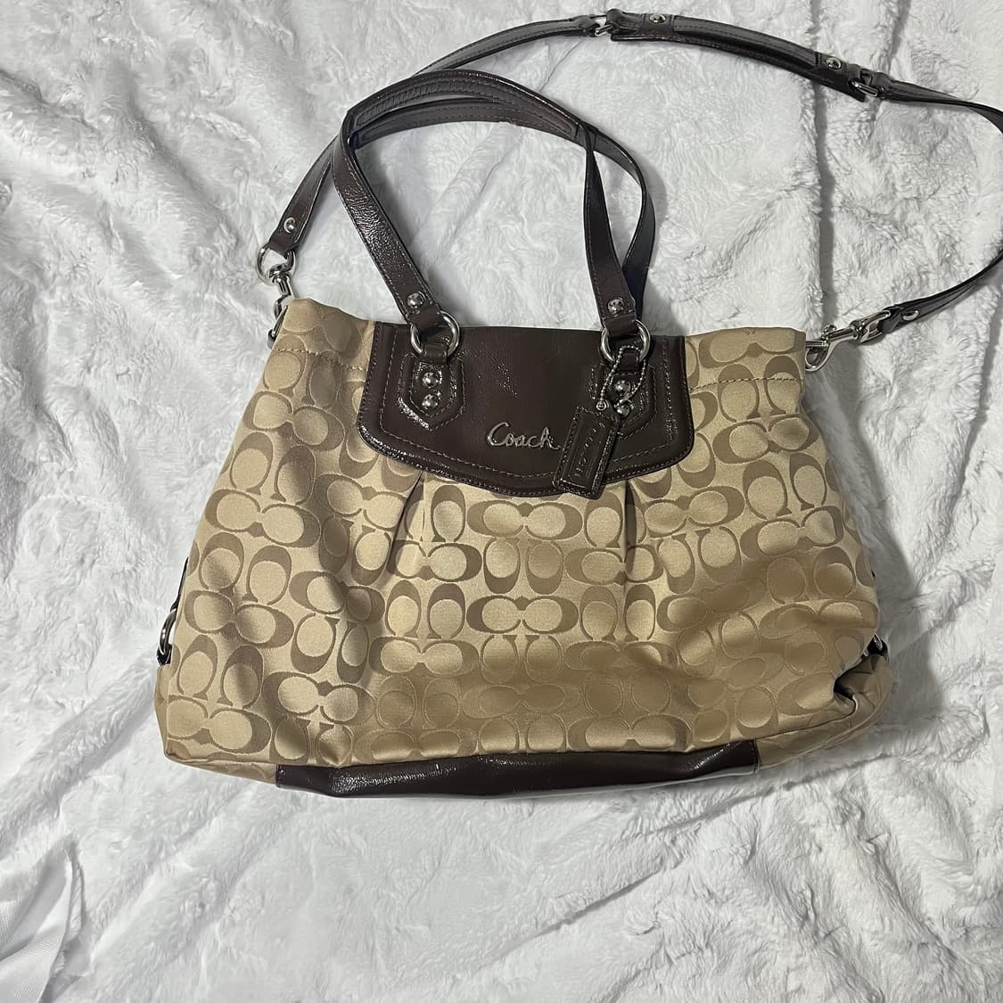 Coach 베이지 브라운 숄더백 크로스백 카페모카 시그니처  라떼갸루 상품이미지3