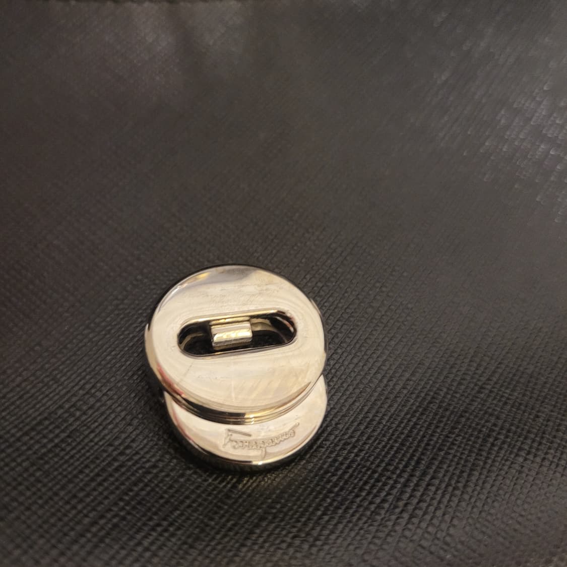 페라가모 간치니 숄더백 상품이미지7