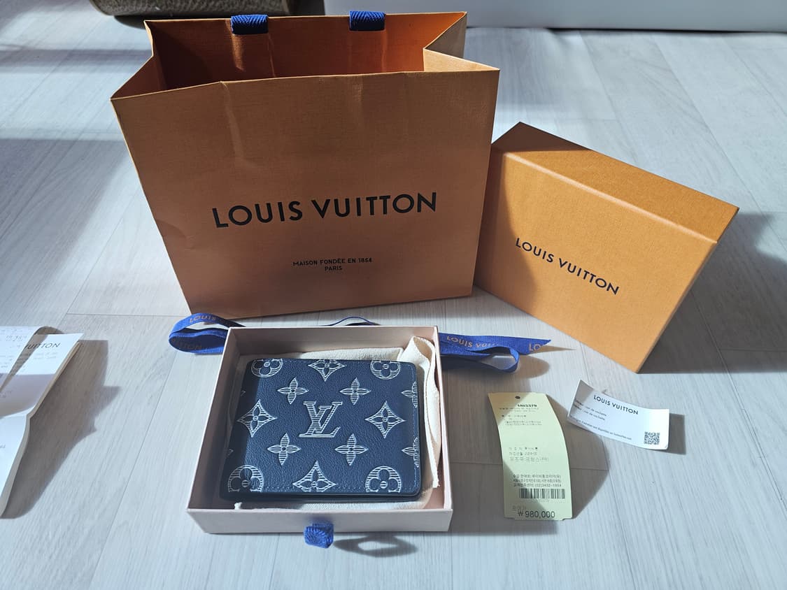 루이비통 멀티플 월렛 네이비 블루 판매합니다 (M83379) 상품이미지1
