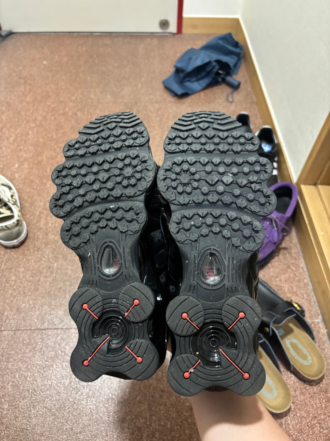 나이키 샥스 블랙 상품이미지3