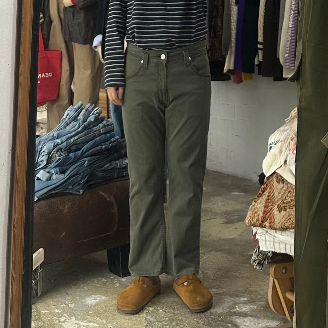 (착용컷) Wrangler 웨스턴 부츠컷 팬츠 (남성용 34) 상품이미지3