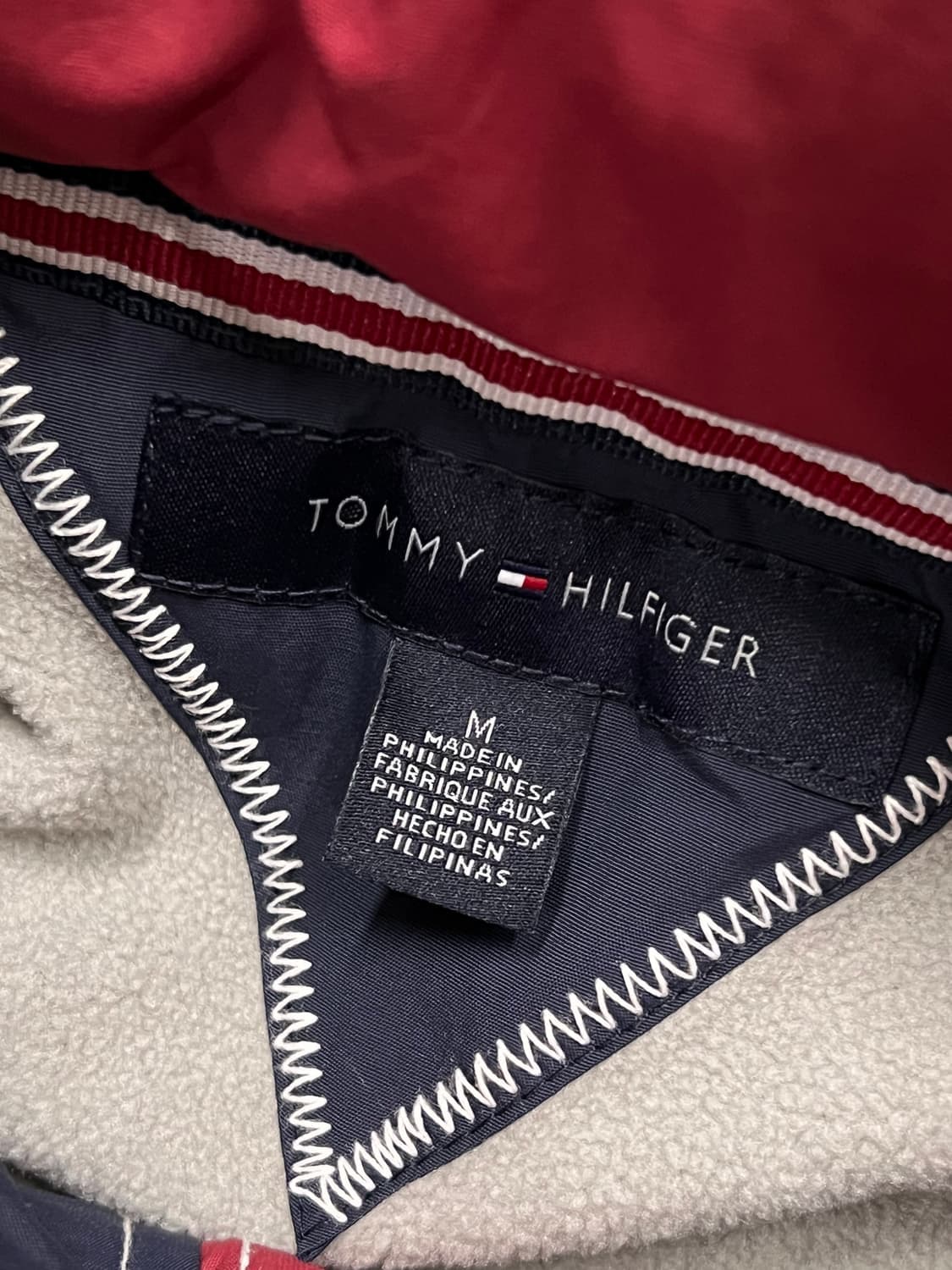 (M) 타미힐피거 올드스쿨 백로고 바람막이 점퍼 네이비 상품이미지4