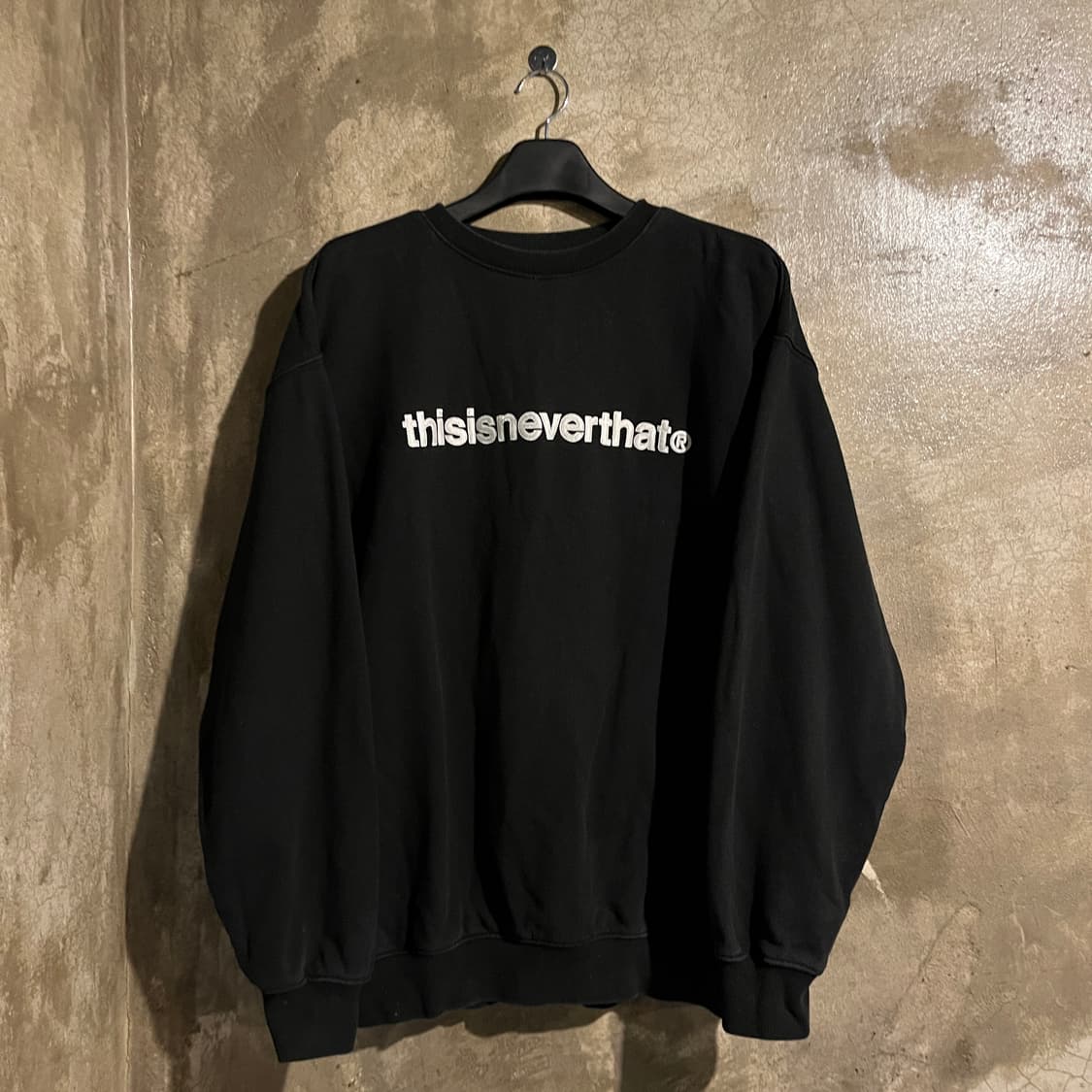 디스이즈네버댓 맨투맨 상품이미지1