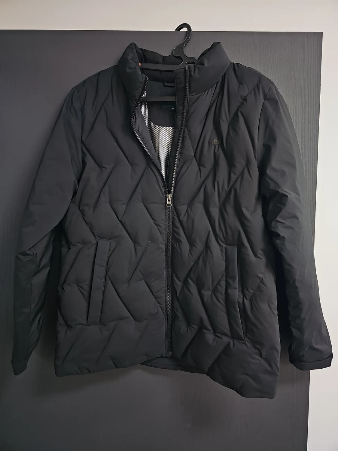 네파 정품 오리털경량패딩 95사이즈 팝니다 상품이미지1