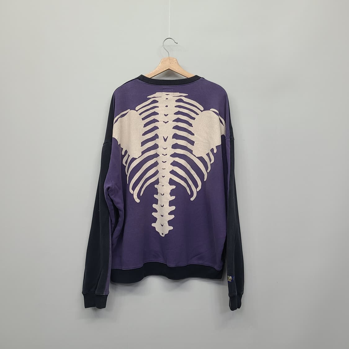 캐피탈(Kapital) 투톤 빅 플리스 스웻셔츠 블랙 퍼플 상품이미지3