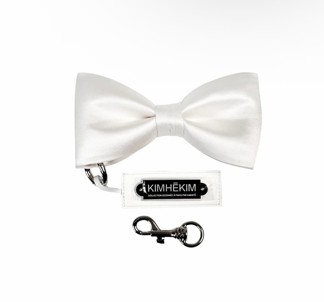 [OS] 김해김 시그니처 먼로 로고 울 실크 리본 키홀더 키링 화이트 상품이미지1