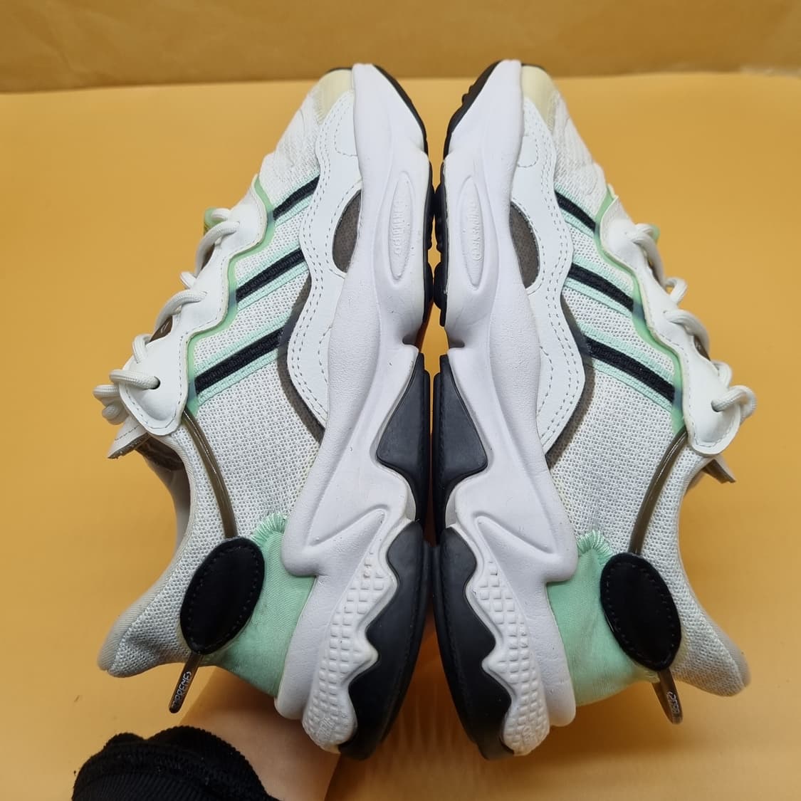 아디다스 오즈위고 운동화225 상품이미지5