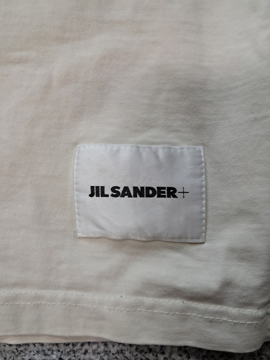 질샌더 반팔티  상품이미지3