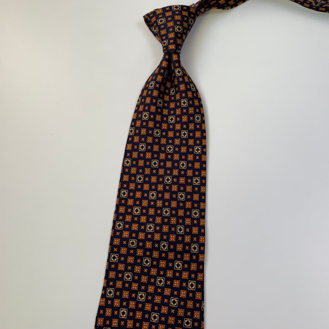 버버리(BURBERRY) 기하학적패턴 클래식 명품넥타이 A+등급 상품이미지8