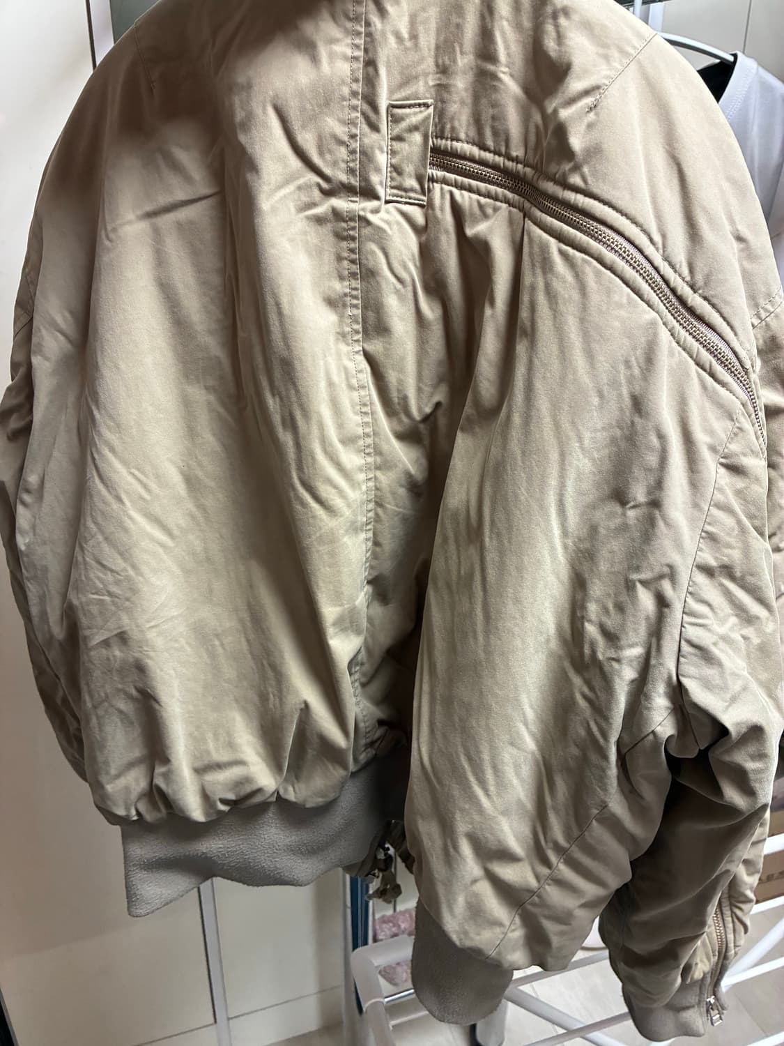 [L] 그레일즈 멀티지퍼 봄버 자켓 카키 상품이미지5