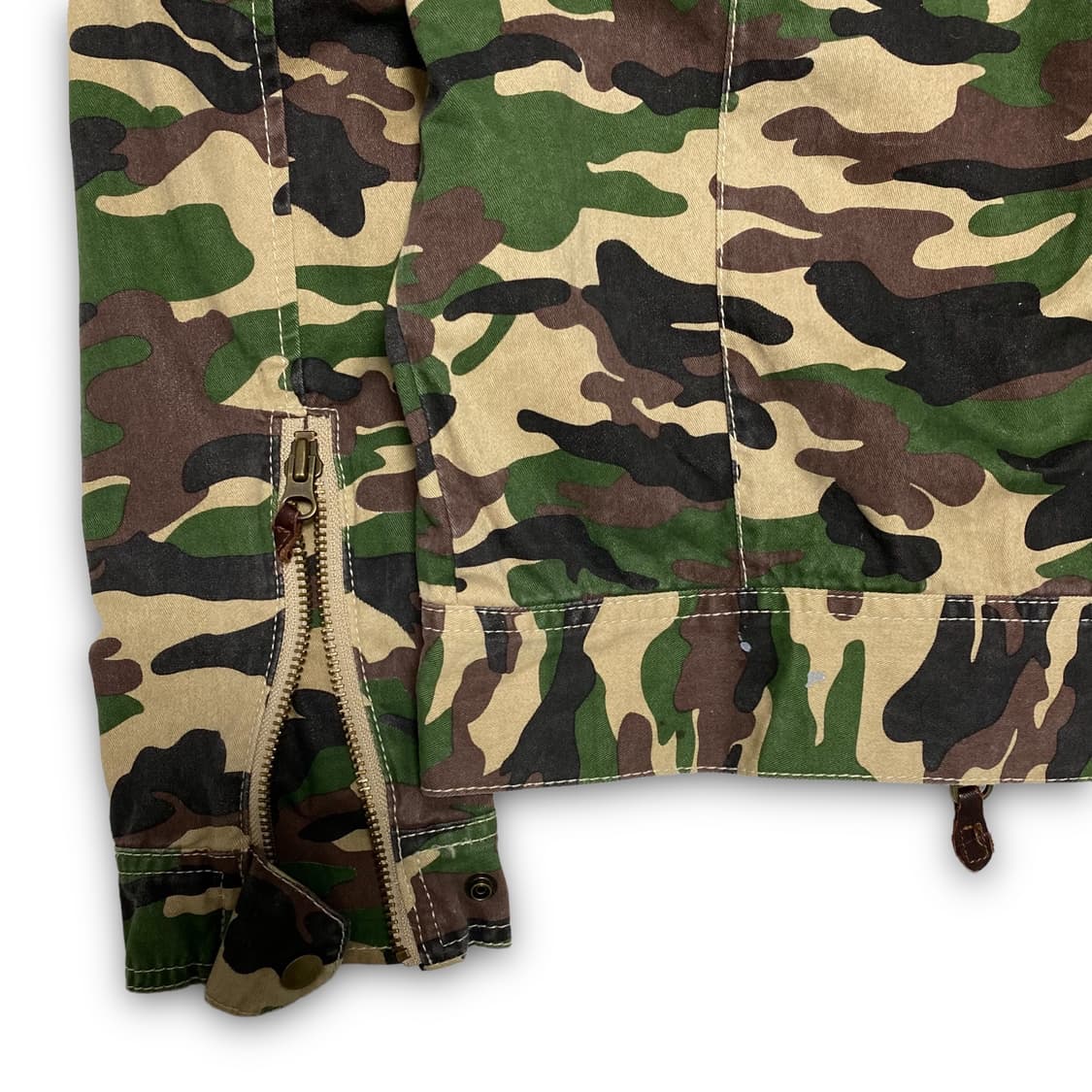 BONDS & PEACE 레더 도킹 카모플라쥬 자켓 상품이미지9