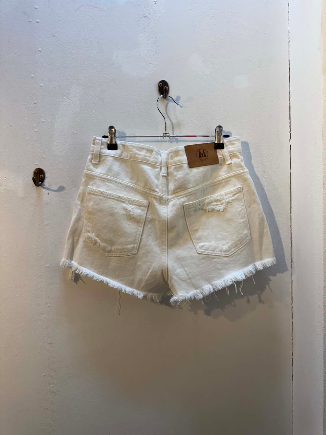 [M] 마뗑킴 디스트로이드 데님 숏팬츠 상품이미지2