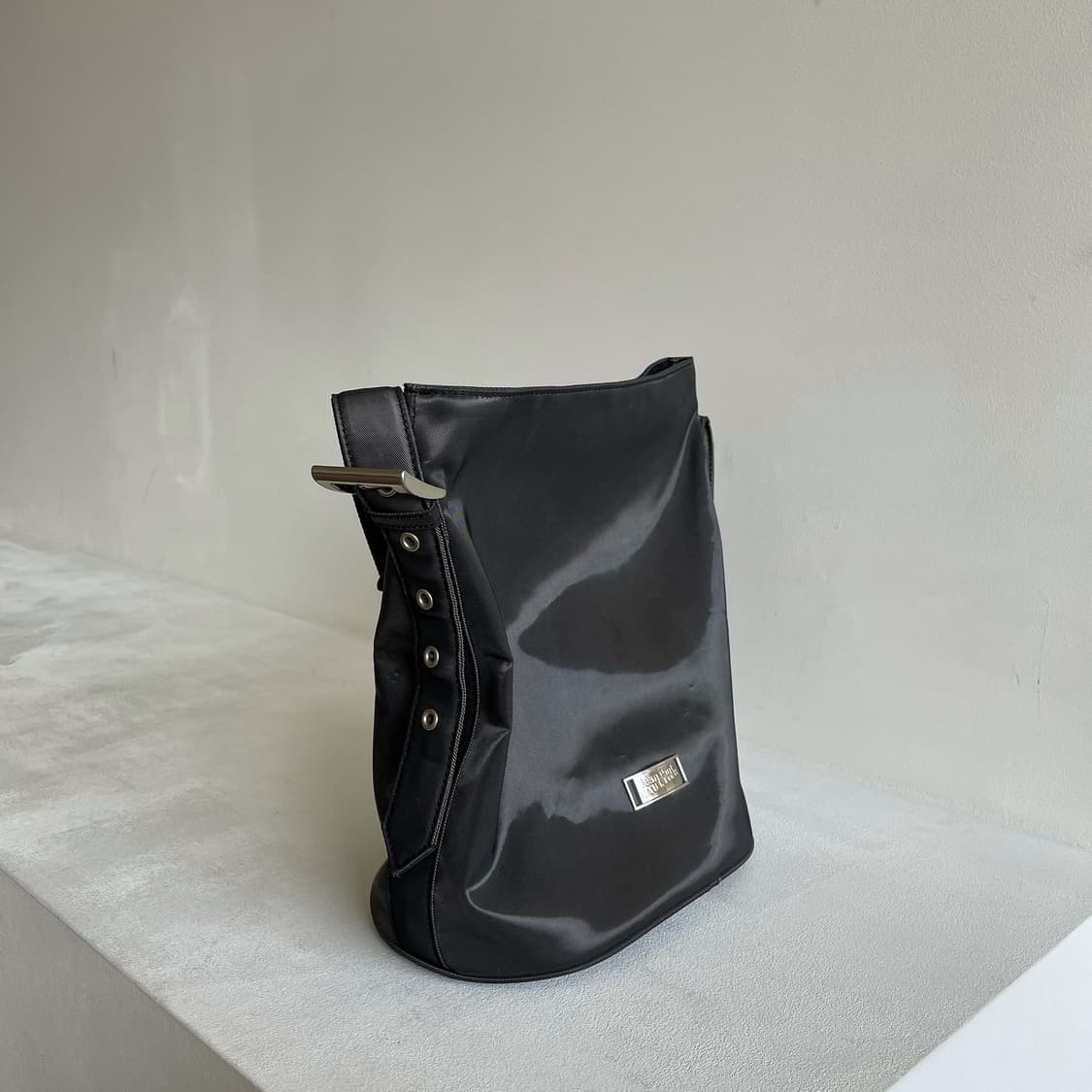 장폴고티에 버클 숄더백 상품이미지4