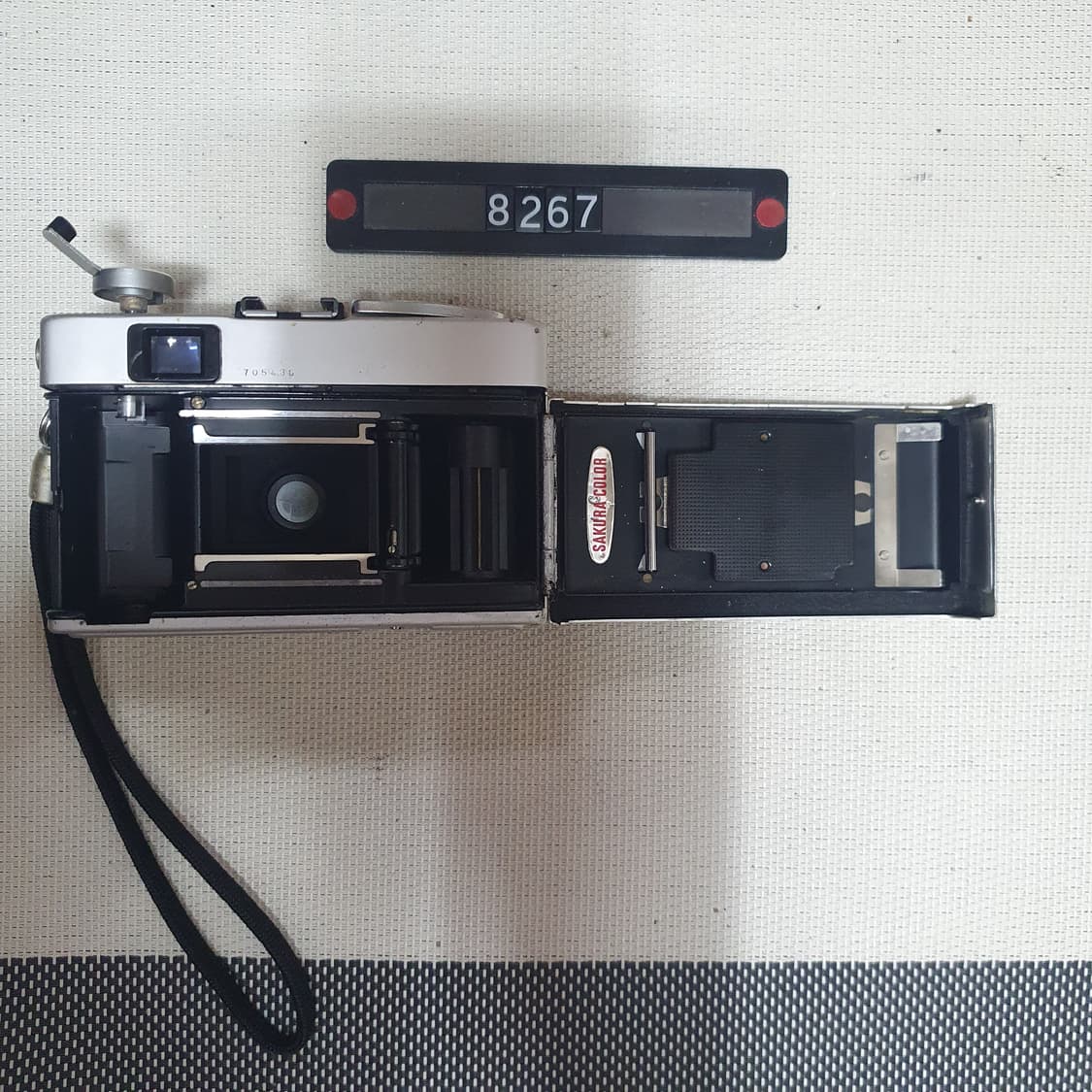 코니카 C 35 플래시매틱 필름카메라 실버바디 상품이미지5