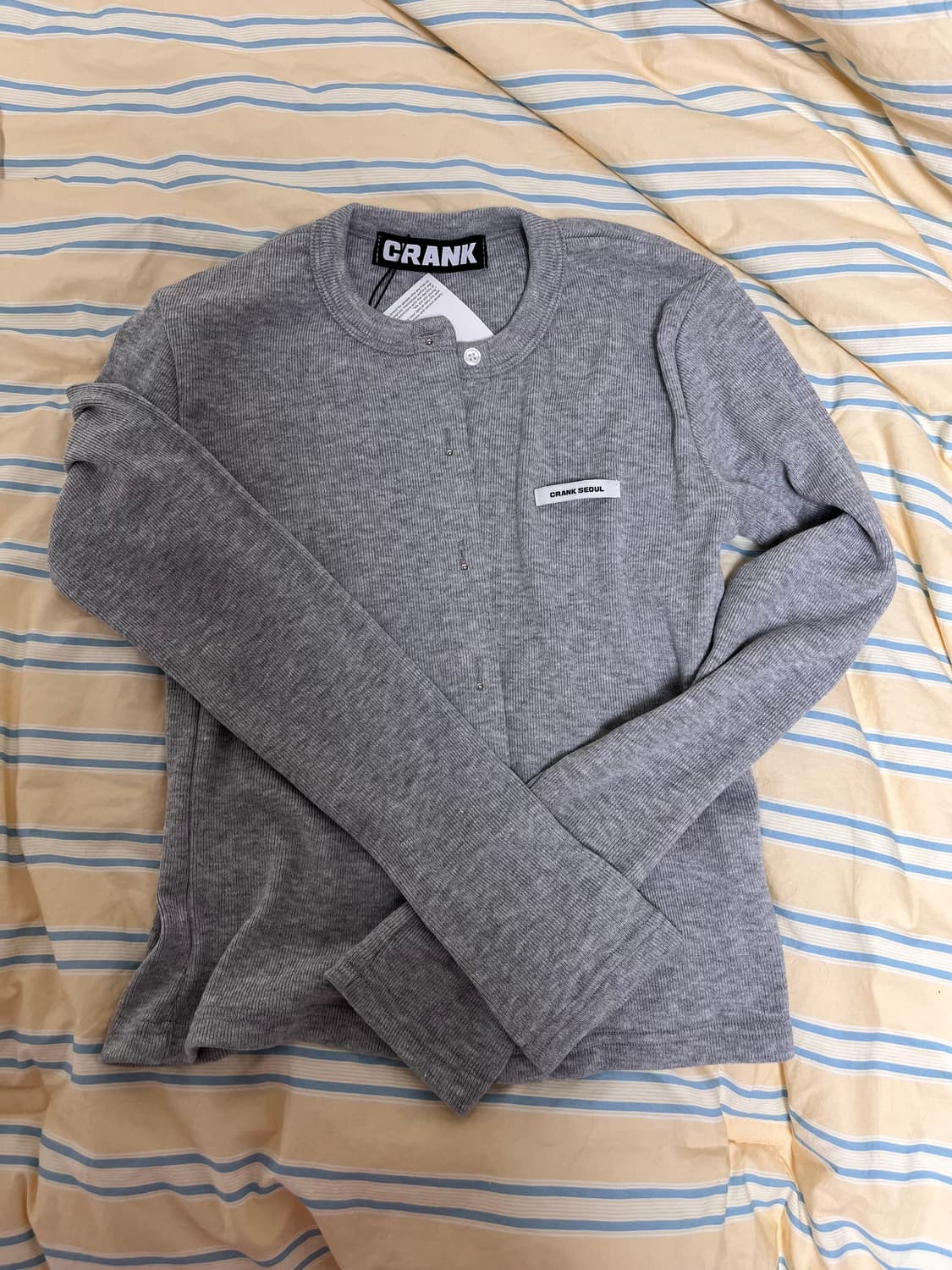 크랭크 가디건 텍도 안 뗀 새상품 상품이미지3