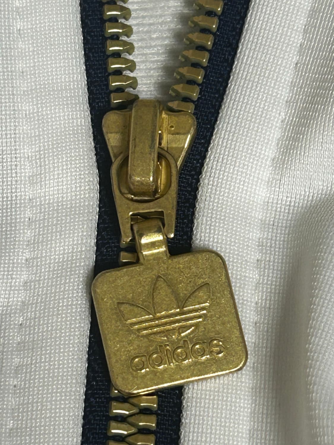 아디다스 파이어버드 흰색 져지 팔아요 상품이미지2