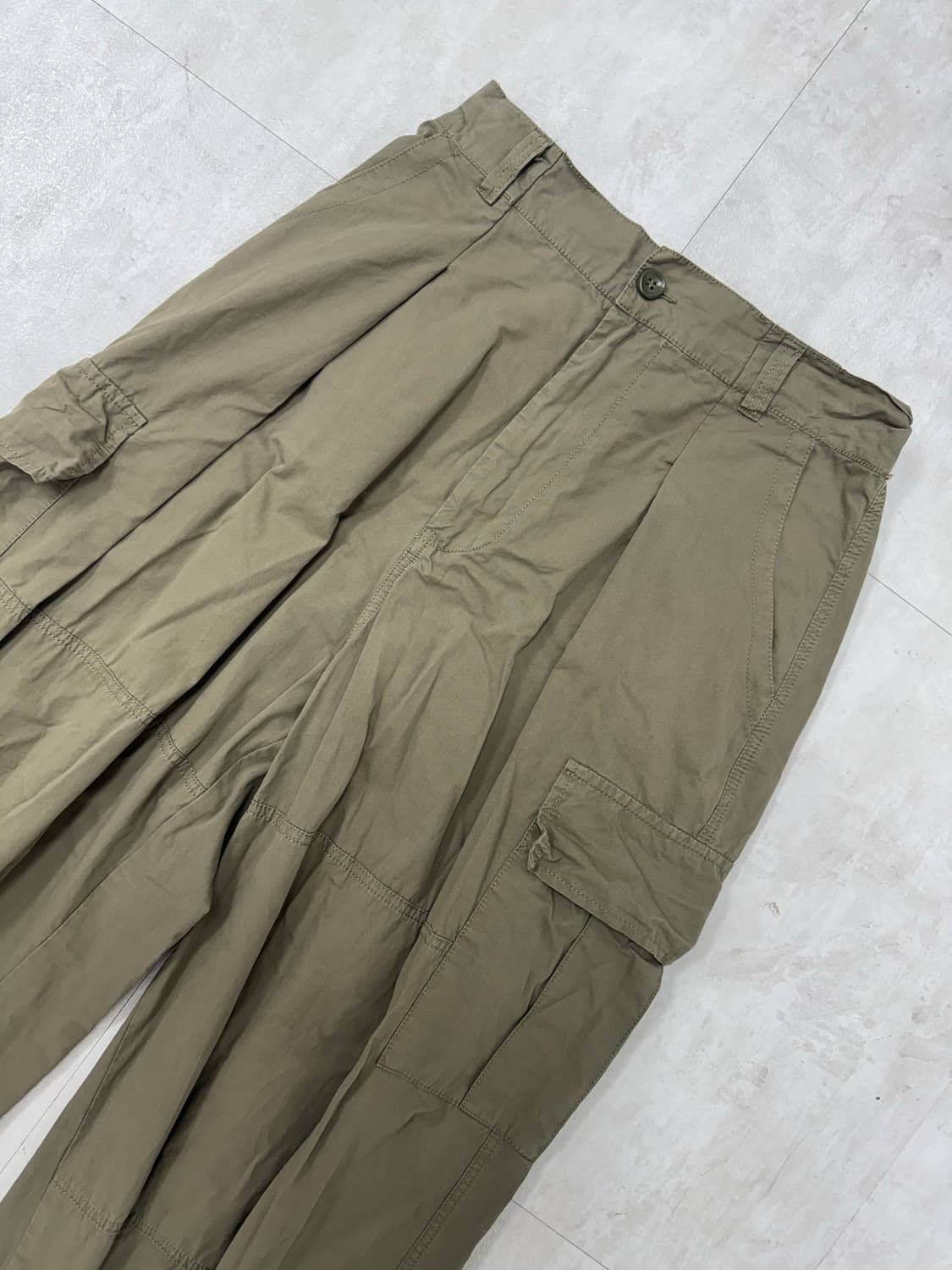 •Y2K 카키 벌룬 카고팬츠 (밑단 끈 포인트) 상품이미지2