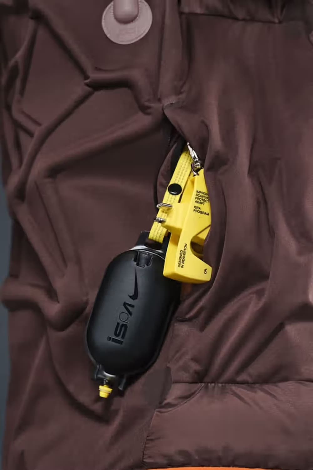 나이키 ispa 어댑트 센스 에어자켓 상품이미지3