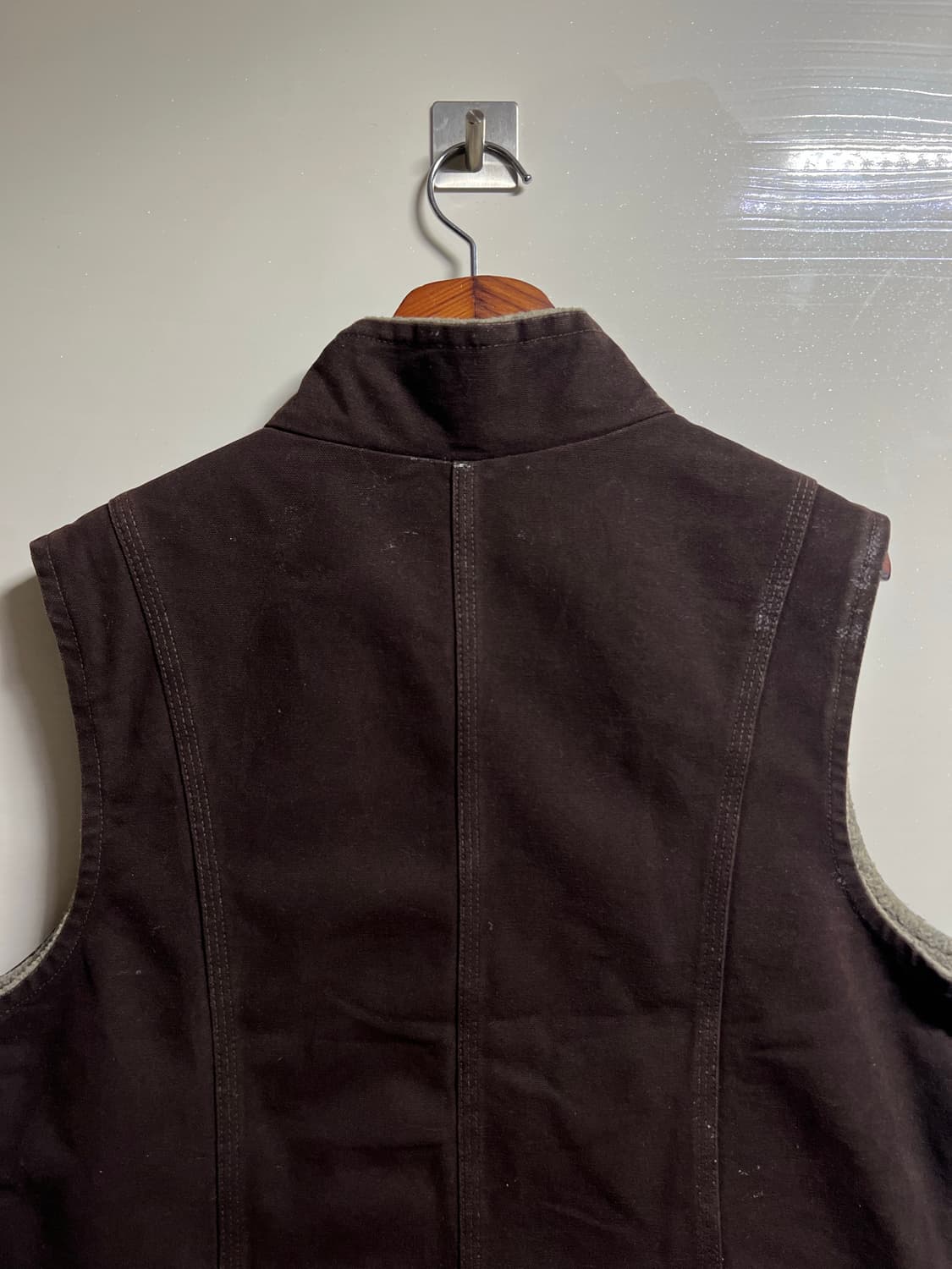 칼하트 셰르파 다크브라운 베스트 상품이미지8