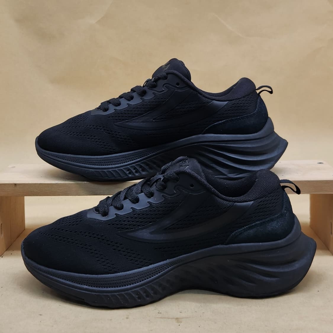 휠라 에이리보 경랑운동화 250 상품이미지3