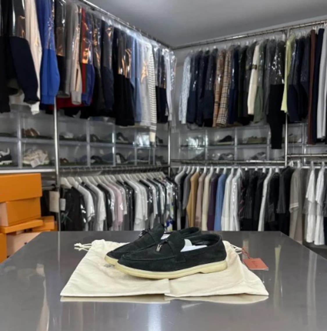 [정품] 로로피아나 클래식 블랙 러버 스웨이드 로퍼 235 상품이미지2