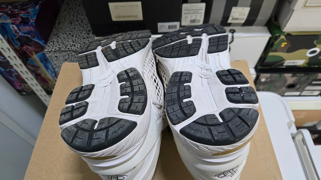 아식스x비비안웨스트우드 젤카야노26 버치 화이트 11사이즈(285) 상품이미지8