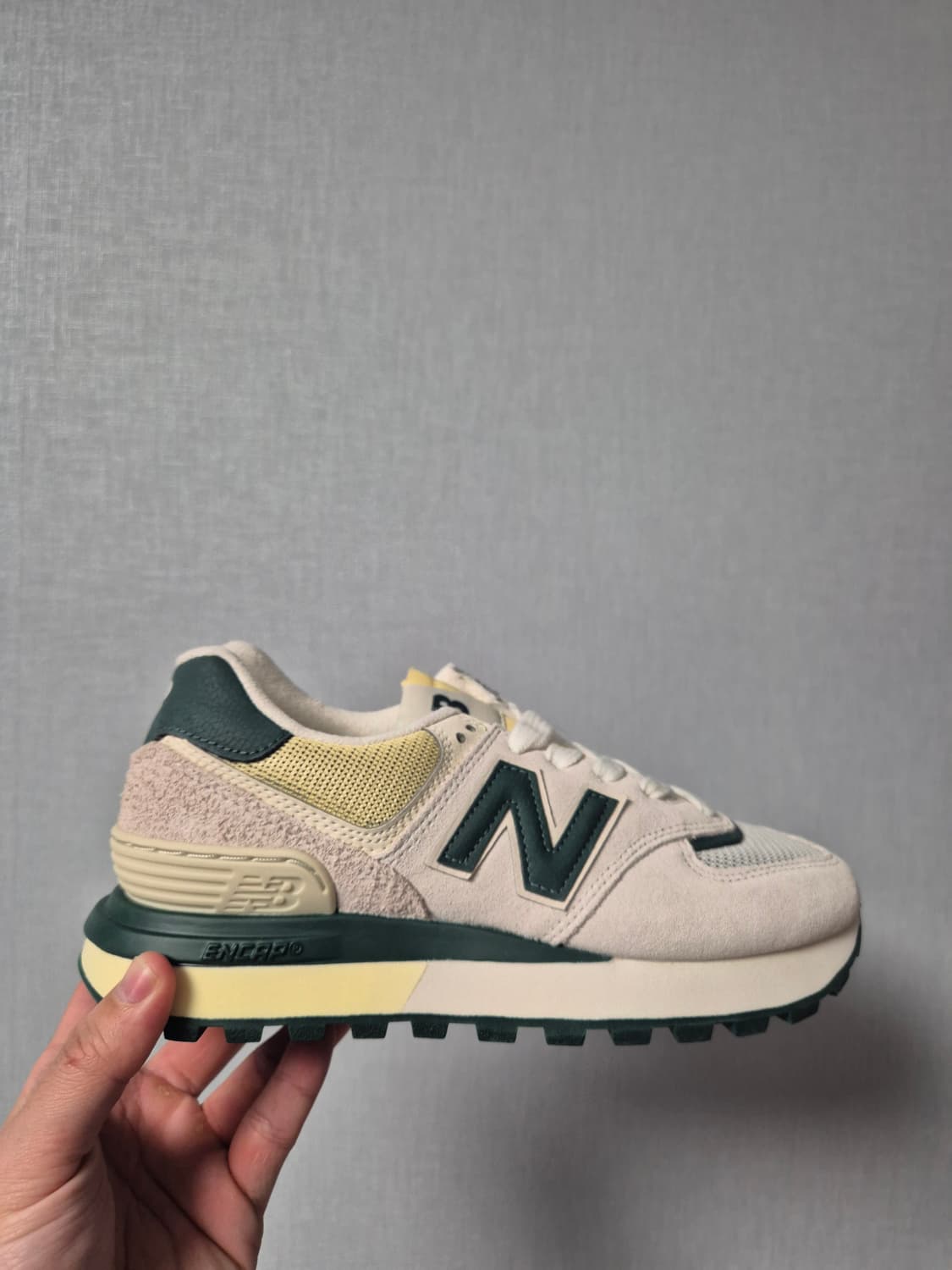 [새상품/230] 뉴발란스 574 레거시 화이트 그린 상품이미지1