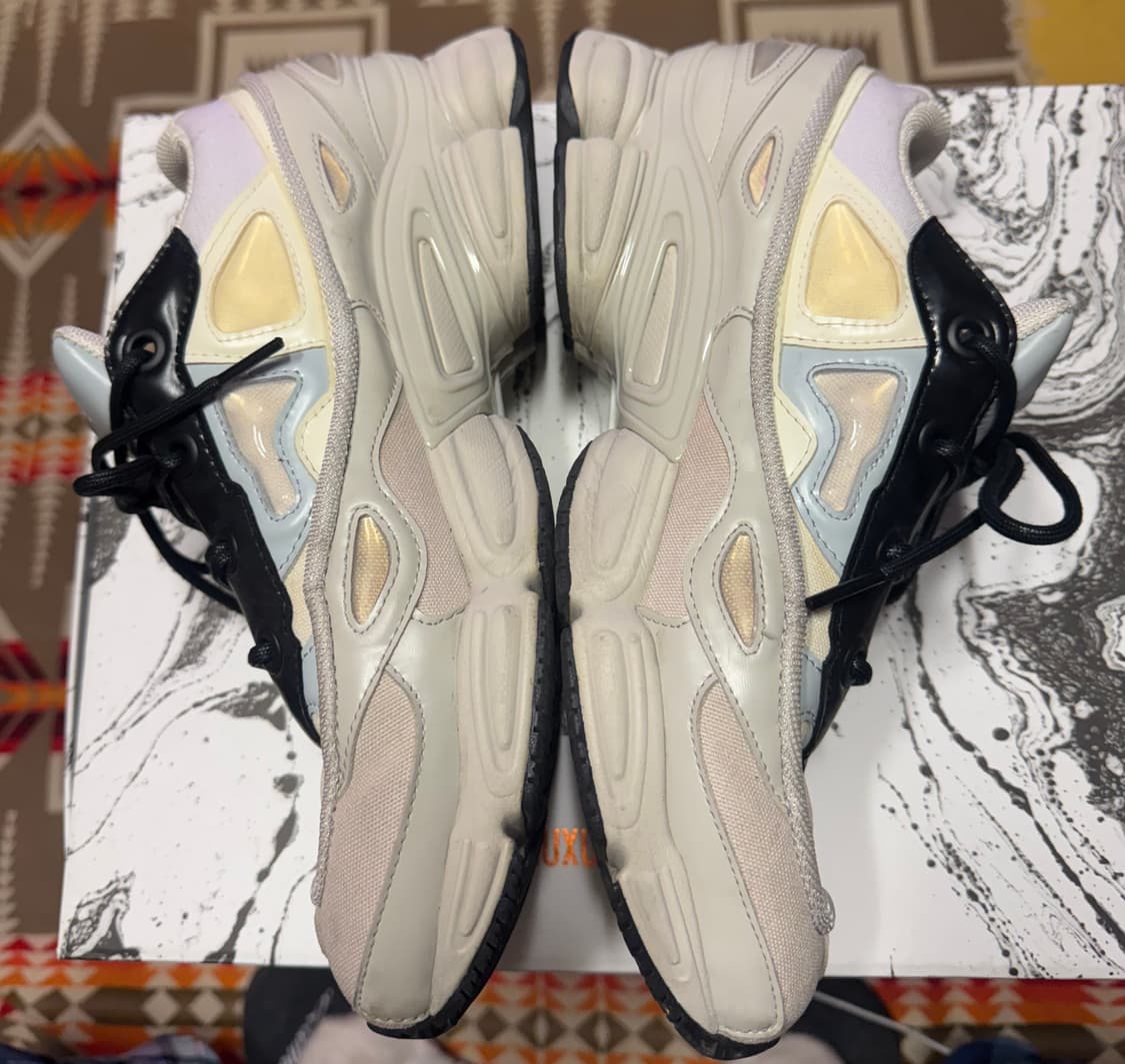 라프시몬스 오즈위고 크림 285 상품이미지3