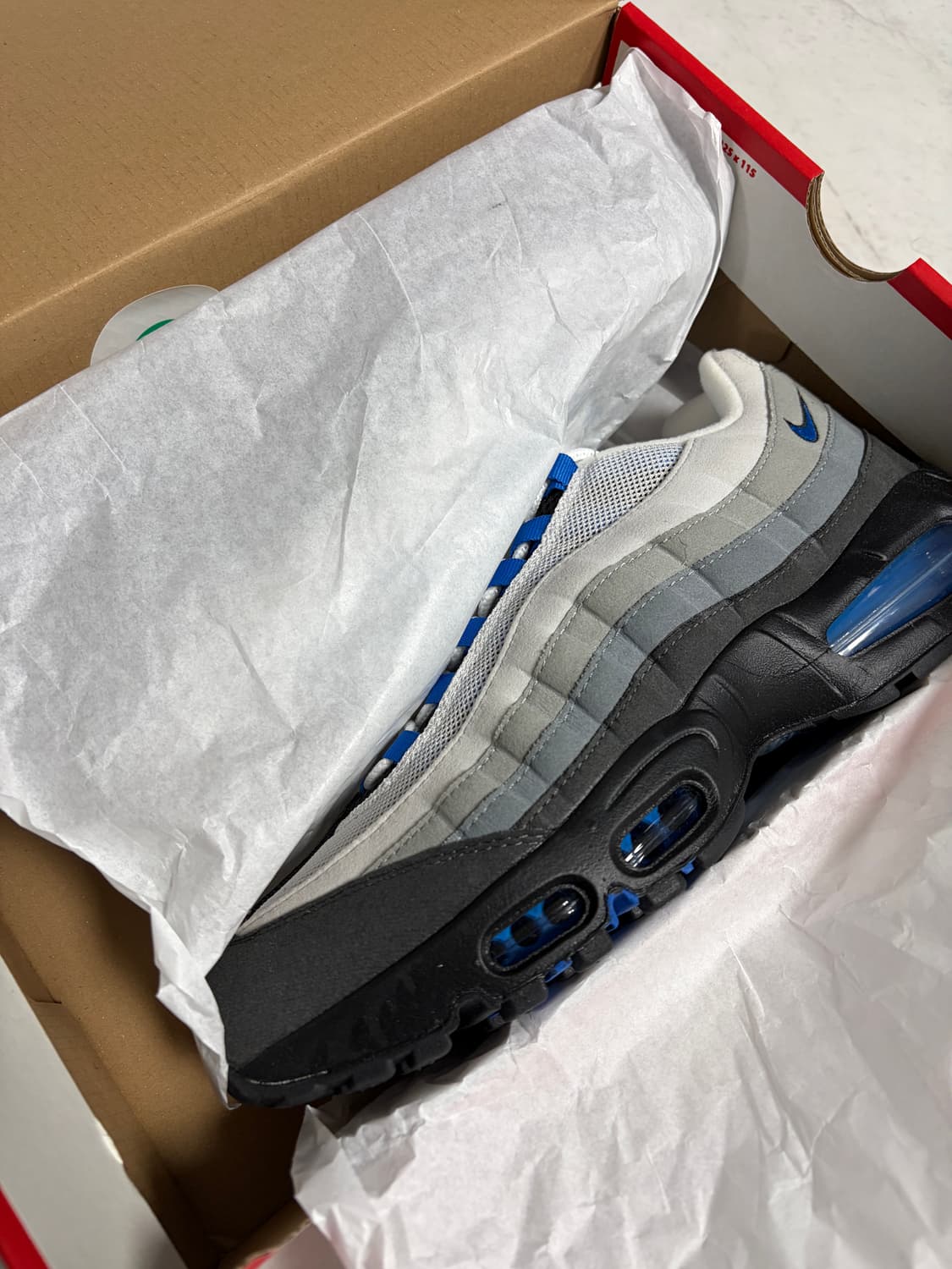 나이키 에어맥스 95 OG 쿨 그레이 앤 블루 스파크 상품이미지4
