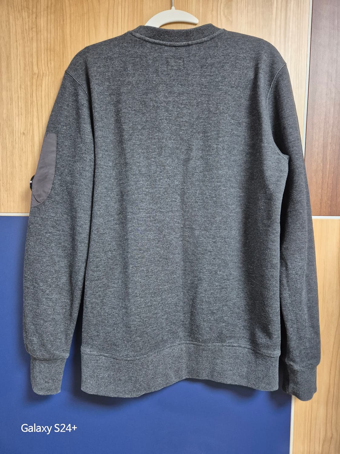 CP 컴퍼니 맨투맨 진회색 (95)M 상품이미지2