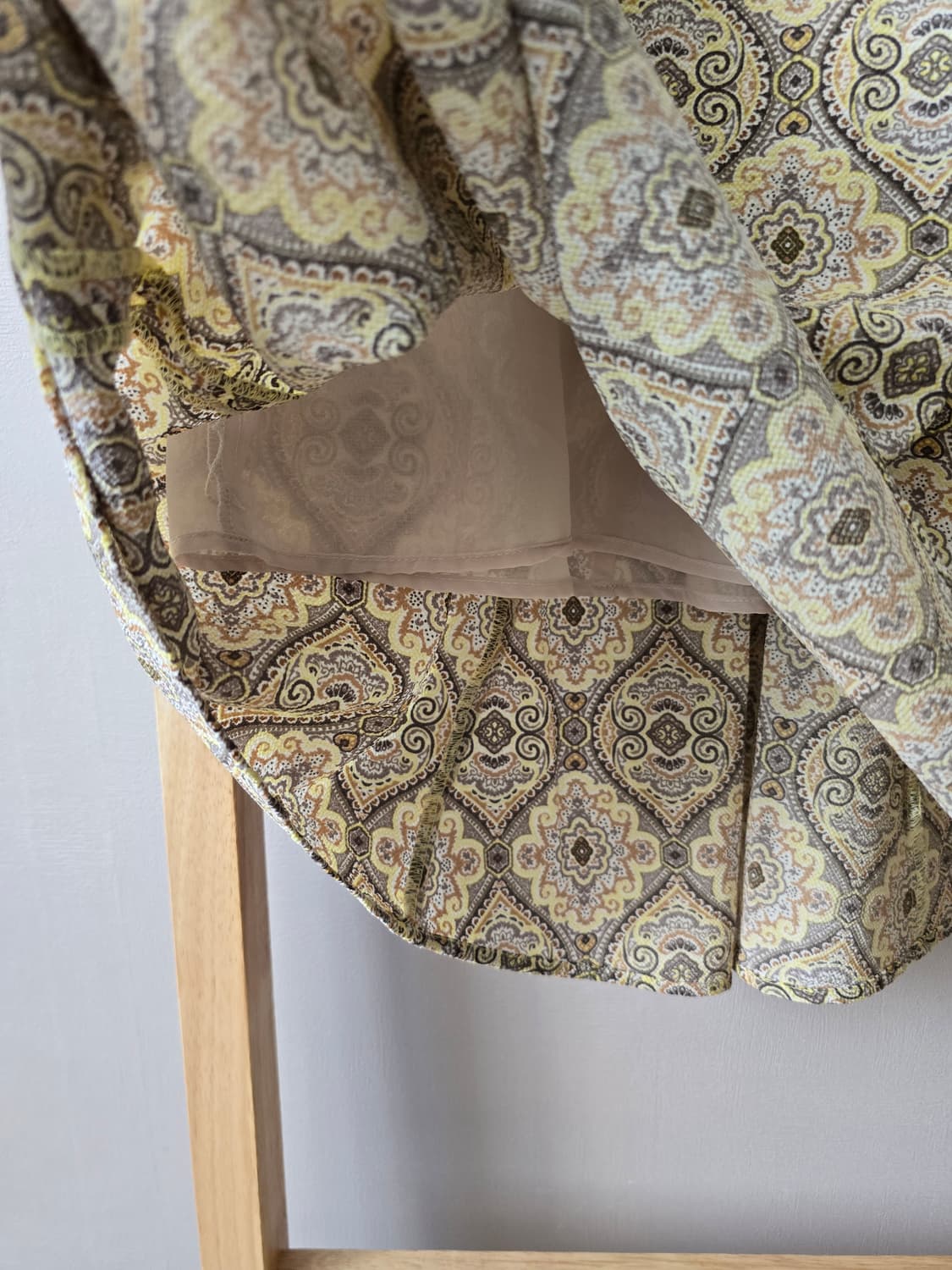 빈티지 무드 옐로우 페이즐 롱 스커트 상품이미지3