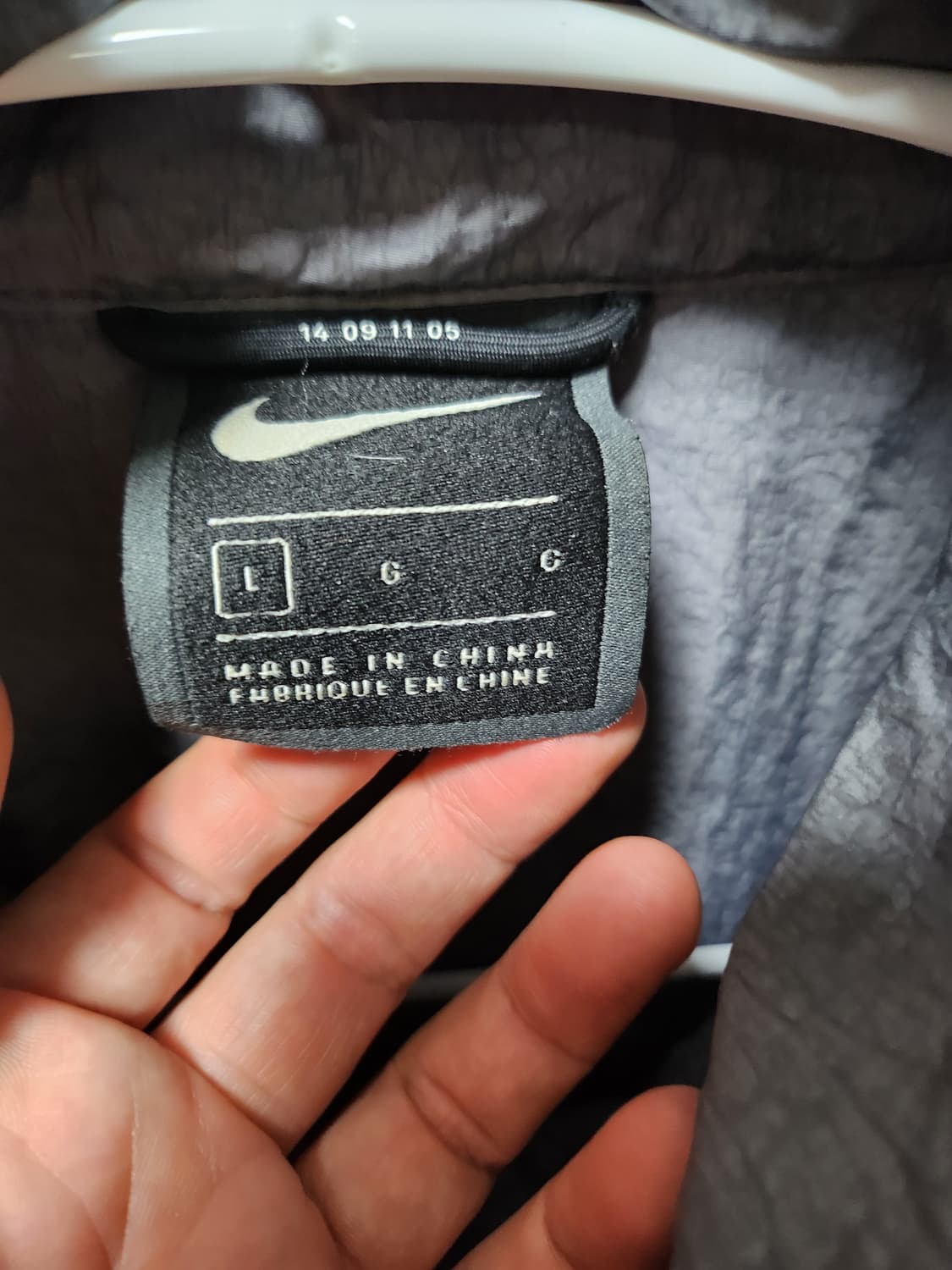 나이키 스톤맛 바람막이 상품이미지3