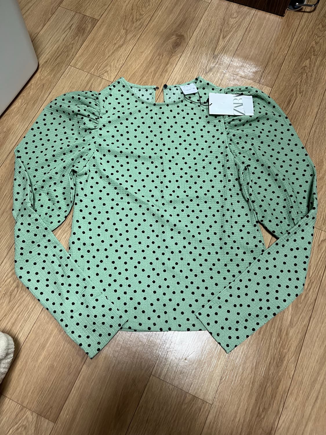 Zara 땡땡이 블라우스 상품이미지1