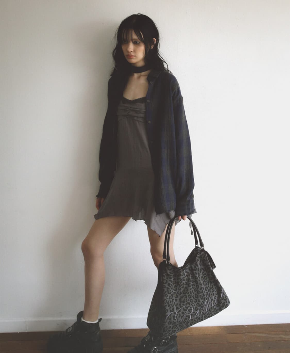 Badblue 배드블루 스카프 체크 셔츠 네이비 상품이미지3