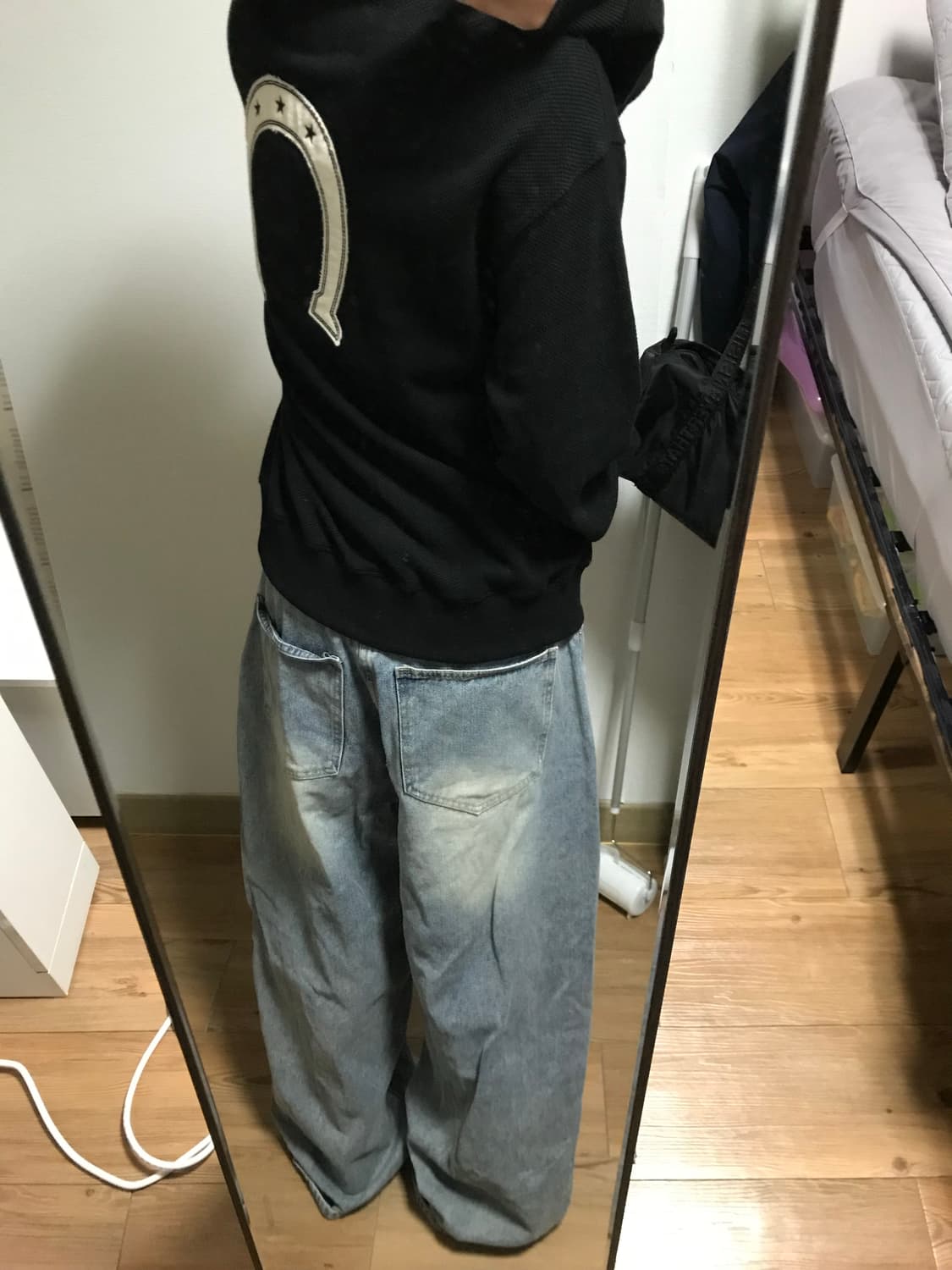 사일런트실러블 집업 상품이미지3