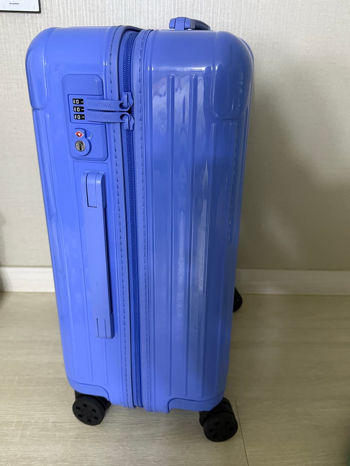 Rimowa 리모와 에센셜 캐빈 상품이미지3