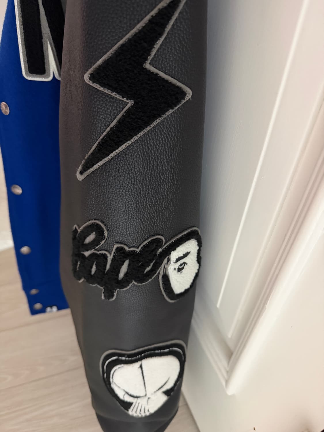 베이프 x 네이버후드 콜라보 스타디움자켓 상품이미지7