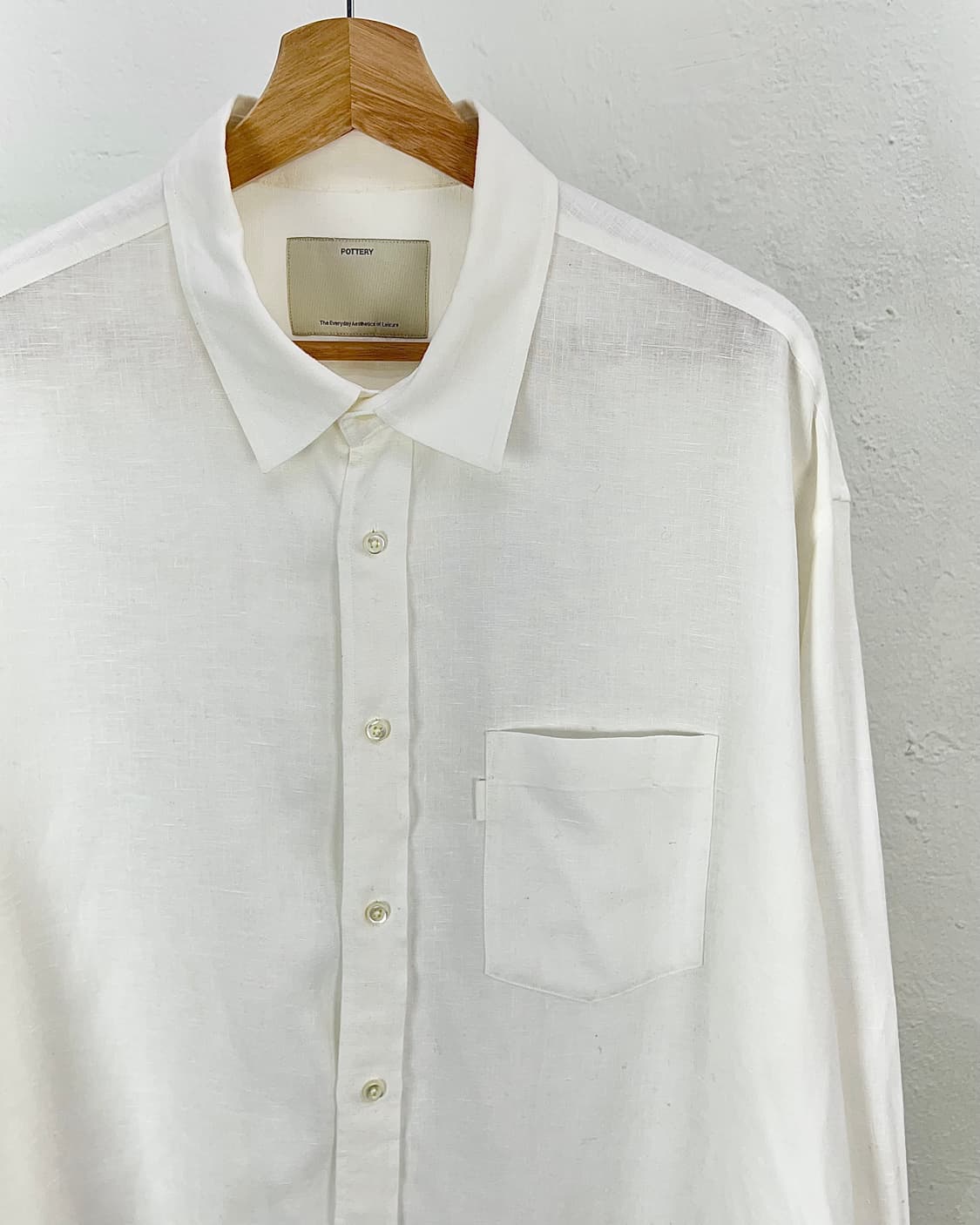 포터리 아이보리 베이직 리넨 원 포켓 셔츠 상품이미지3