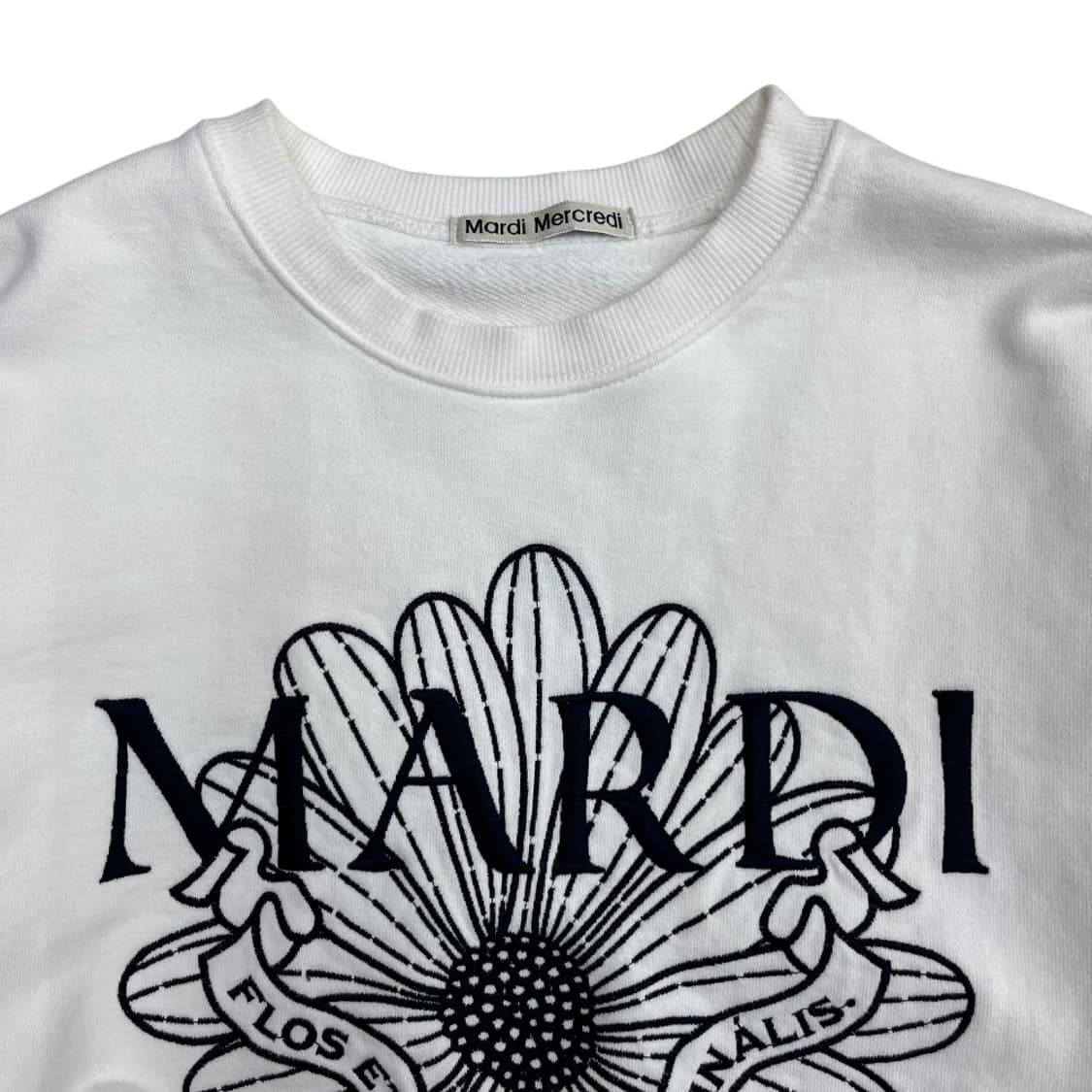 마르디 메르크디 센터 자수로고 화이트 맨투맨 상품이미지4