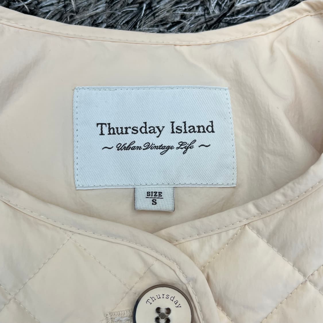 써스데이아일랜드 여성 경량 오리털 패딩 85-160(S) 상품이미지3