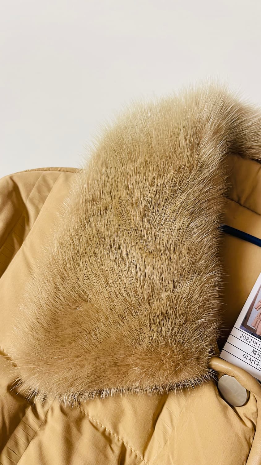 새상품) 수입 리얼밍크 카라 램스킨 트리밍 다운 롱 패딩 코트 F 상품이미지7