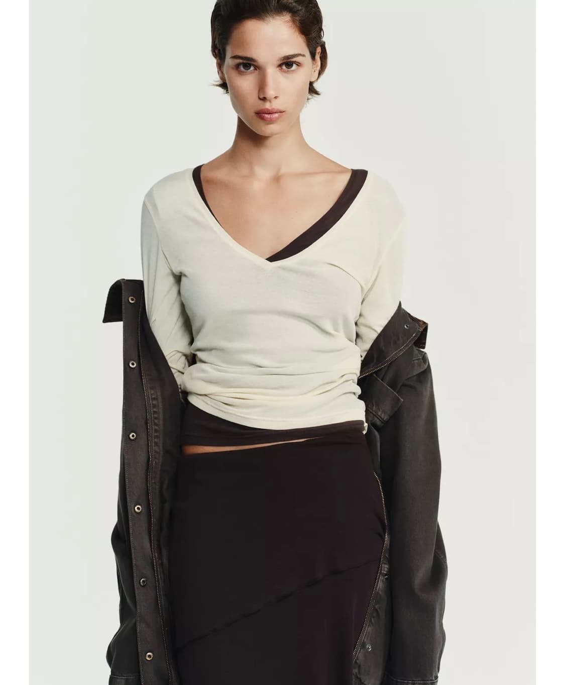 구해요) 자라 브이넥 티셔츠 상품이미지1