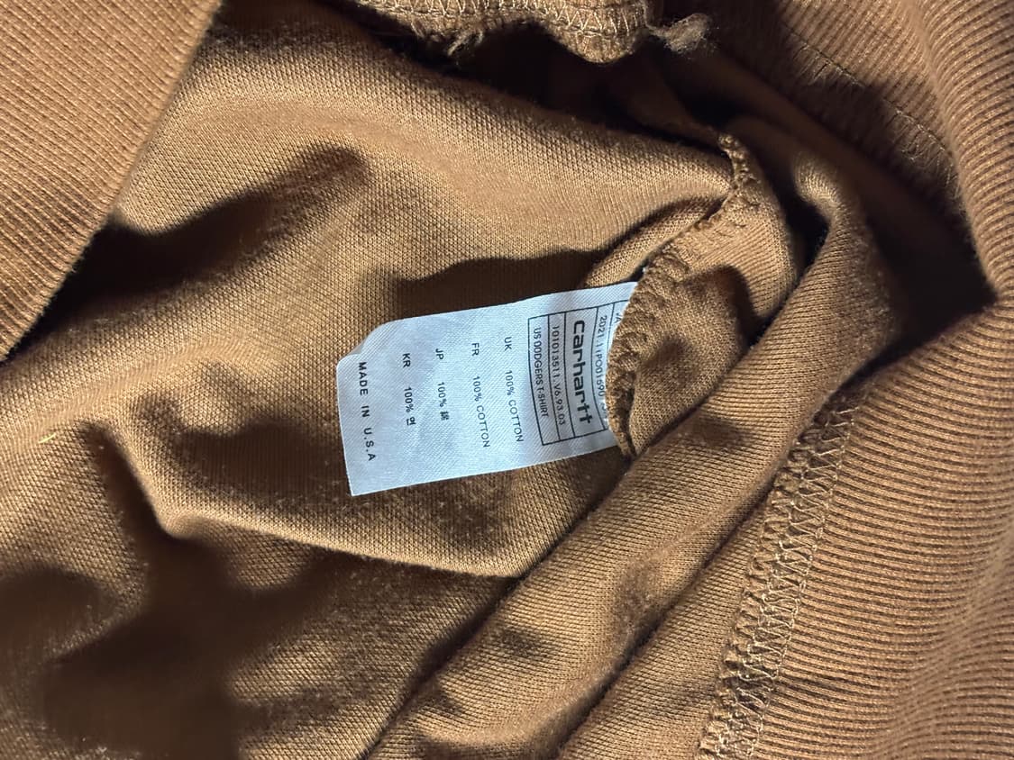 칼하트 아메리칸 스크립트 스웨터셔츠 브라운 상품이미지5