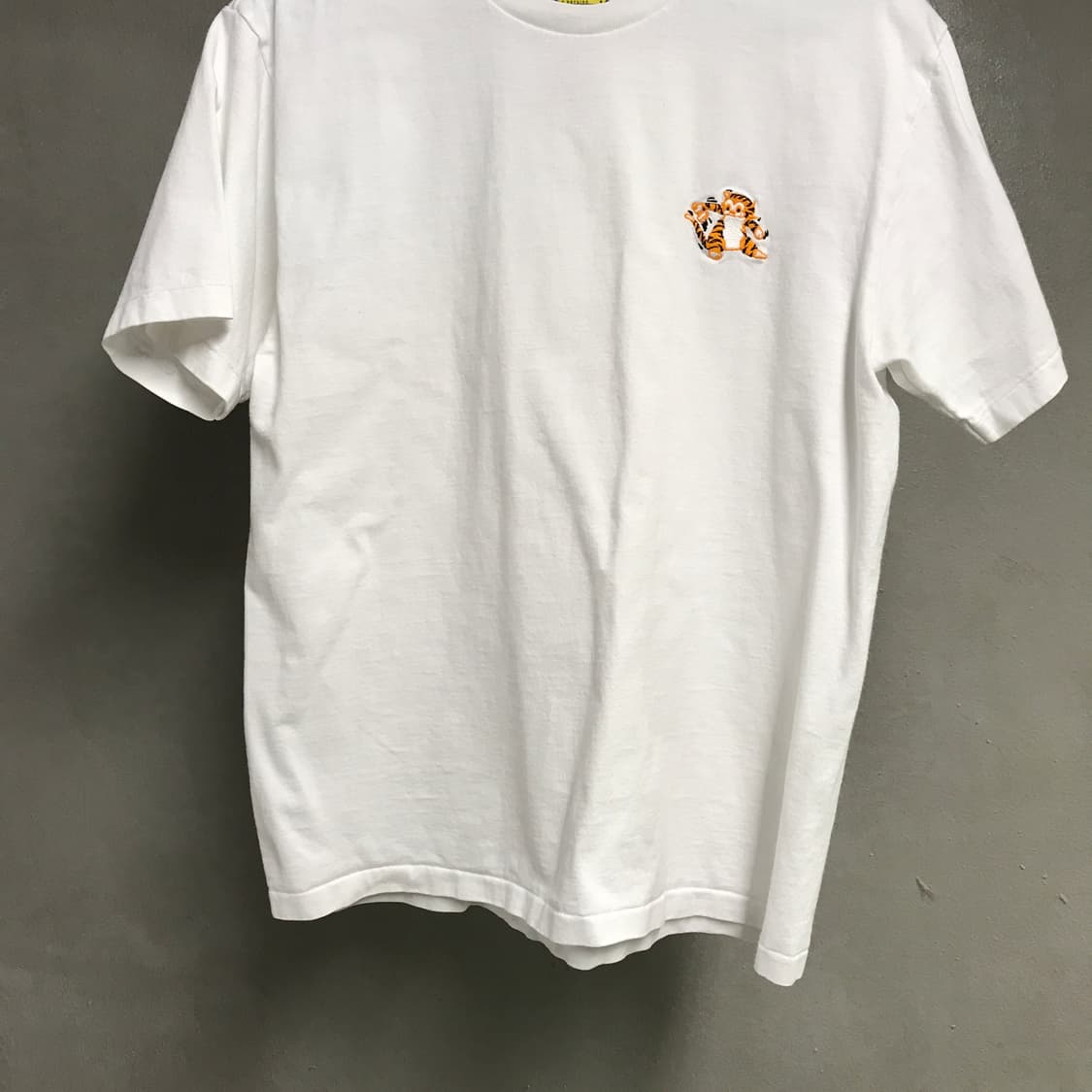 베이프 타이거 자수 반팔 티셔츠 L 상품이미지3