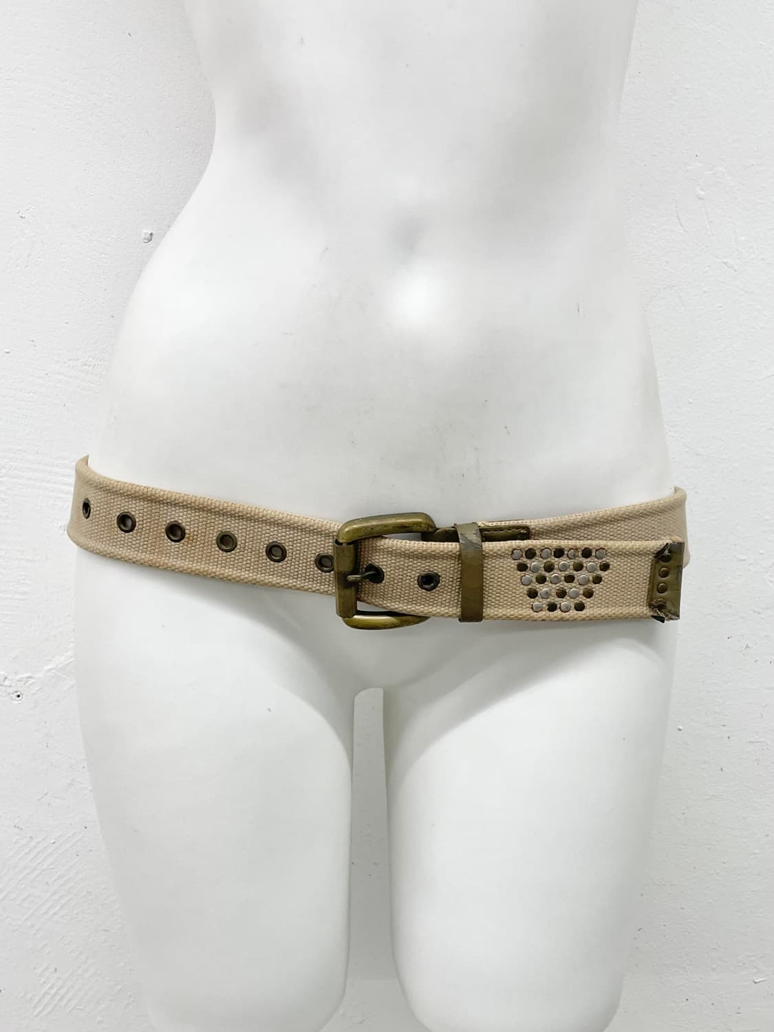 캔버스 레터링 스터드 펀칭 벨트 상품이미지3