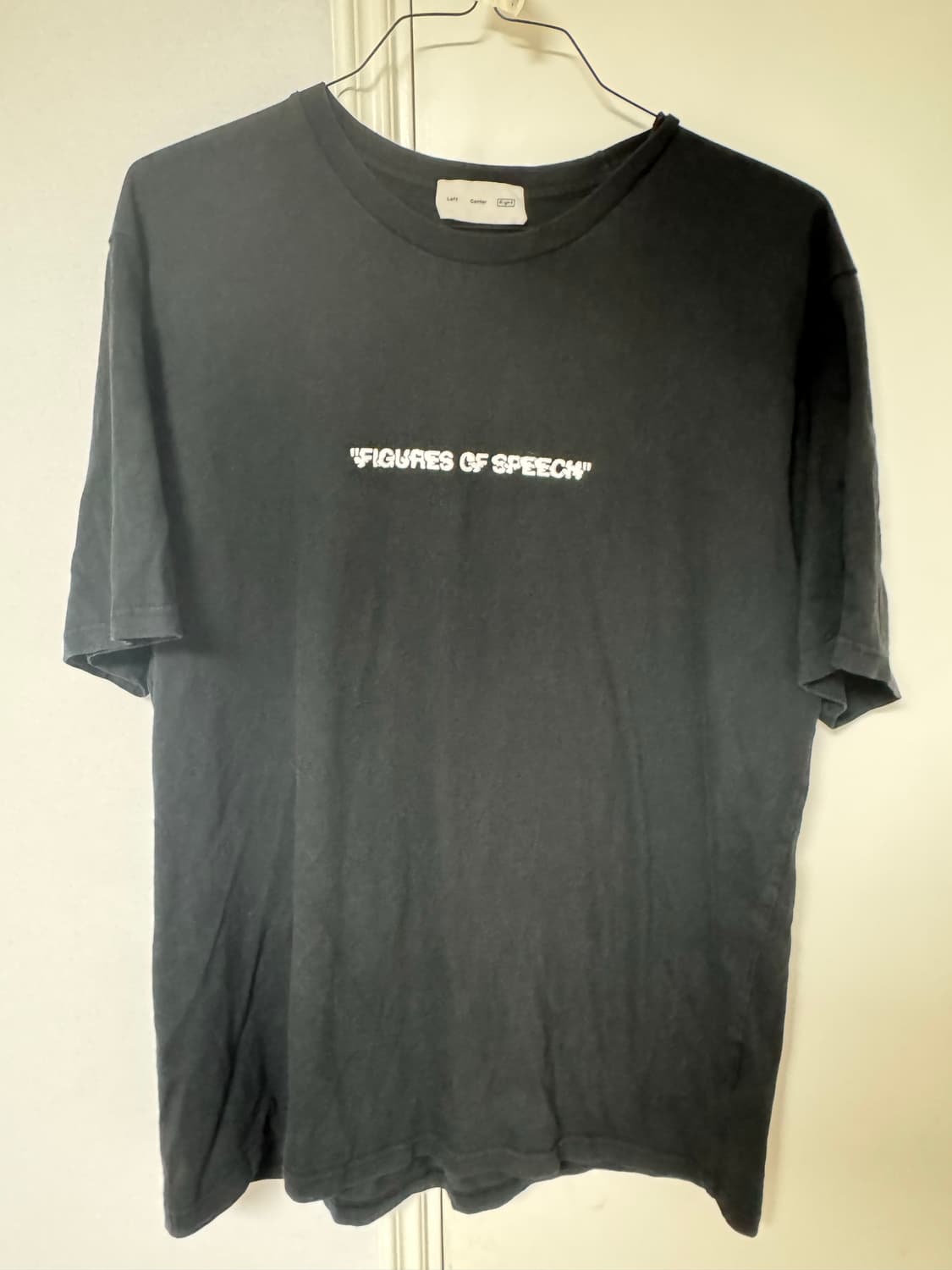 포스트아카이브팩션 오프화이트 피규어 오브 스피치 반팔 상품이미지1