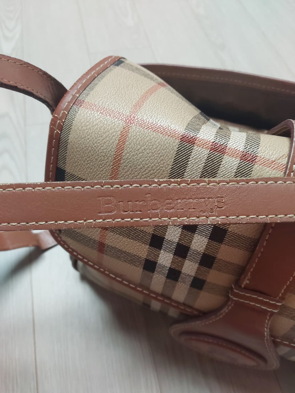 정품 버버리 노바체크 크로스백 상품이미지10